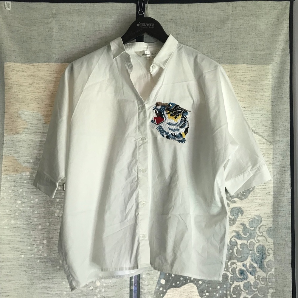 Tiger embroidery shirt